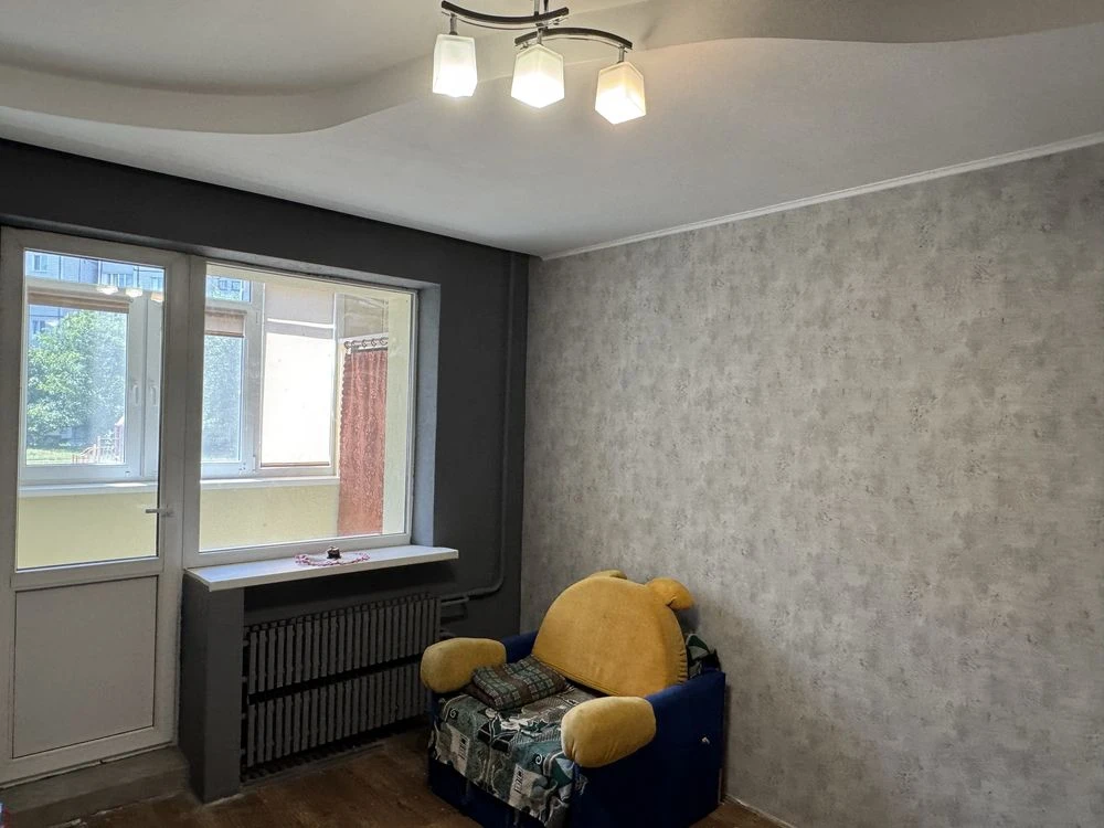 ПРОДАМ 4 кімнатну квартиру