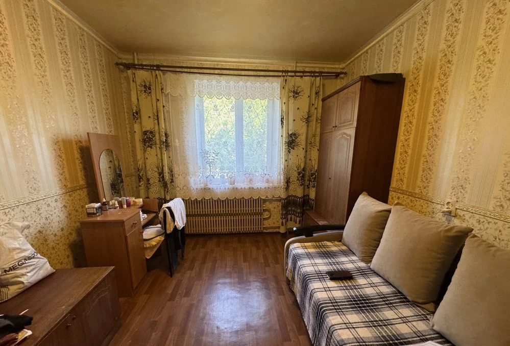 ПРОДАМ 4 кімнатну квартиру