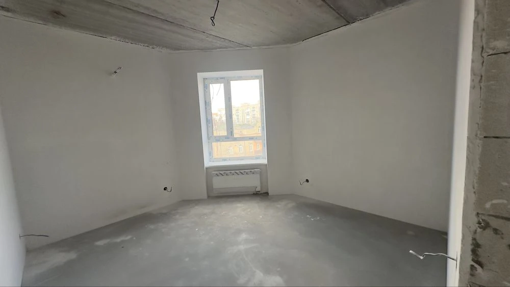 Продаж 3 кмн кв, пл. Перемоги, б.1