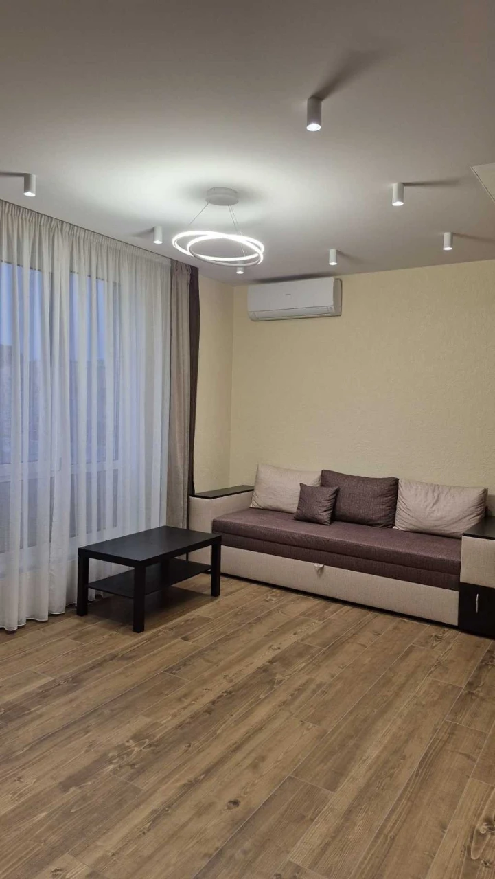 3-room apartment for sale 105 m², Metrological street, 10b