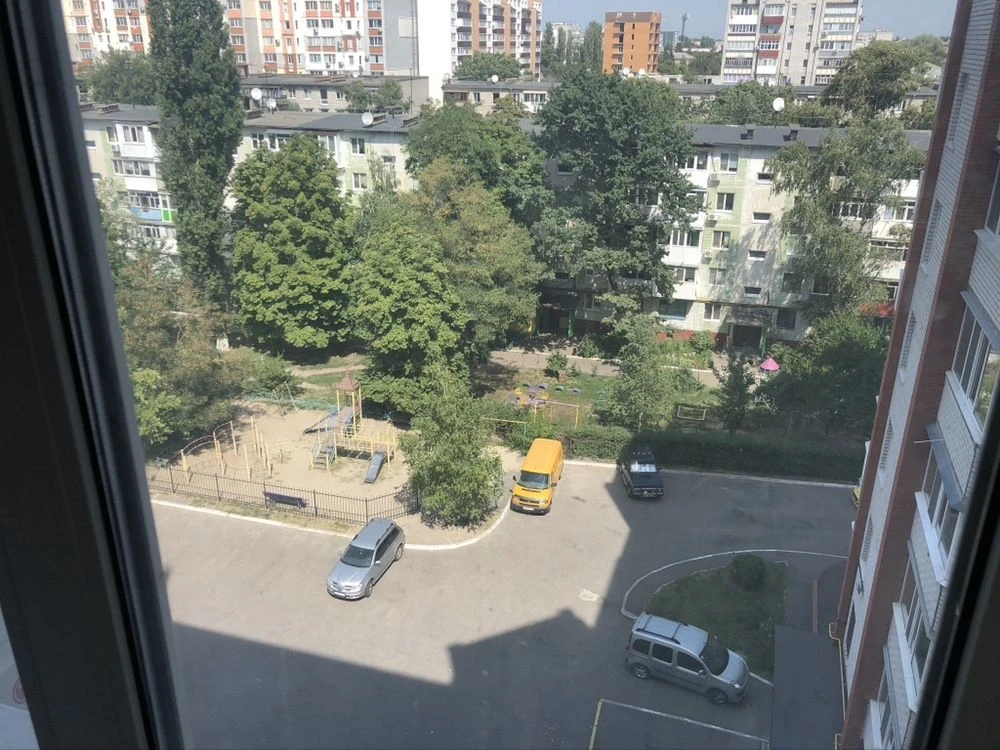 Продам 3 комн кв с видом на Приднепровский  парк