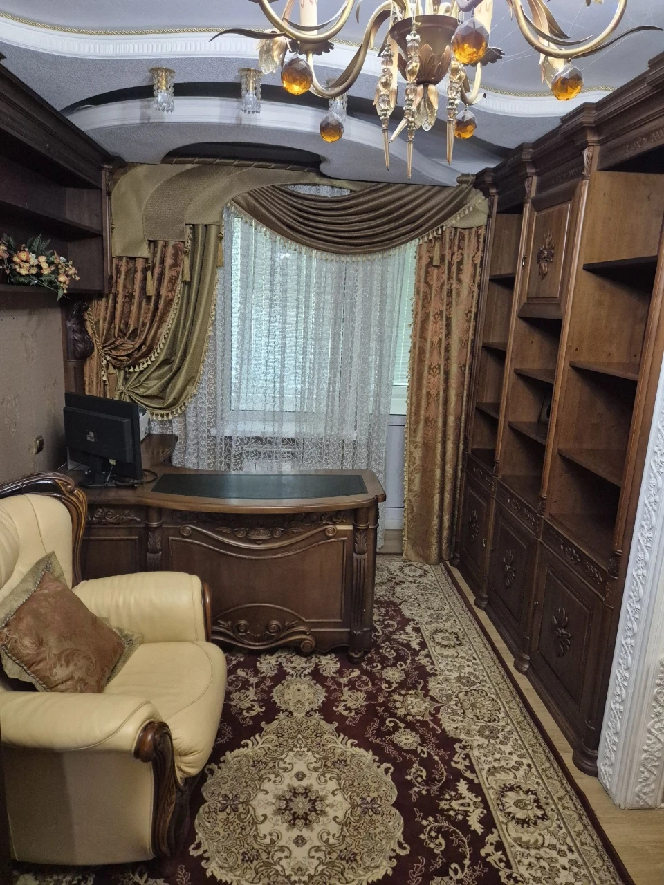 Ексклюзивна квартира з окремим входом Власівка