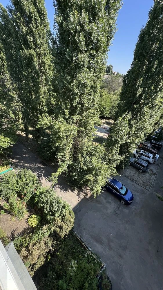 Продам однокімнатну ЦЕНТР придніпровський парк