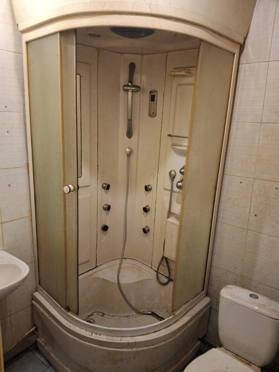Продам квартиру под Ваш  ремонт
