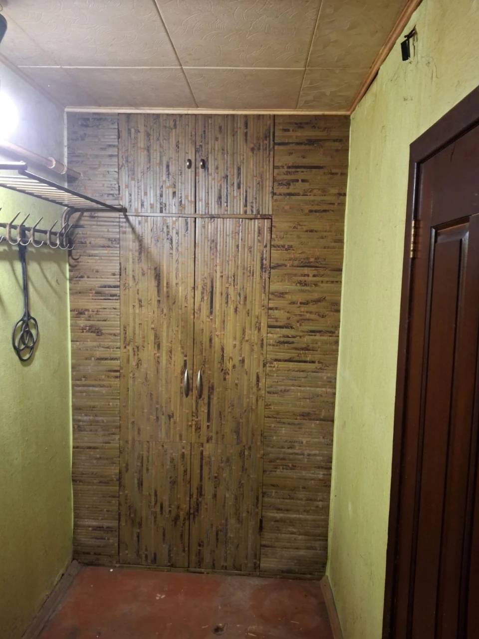 Продам квартиру под Ваш  ремонт