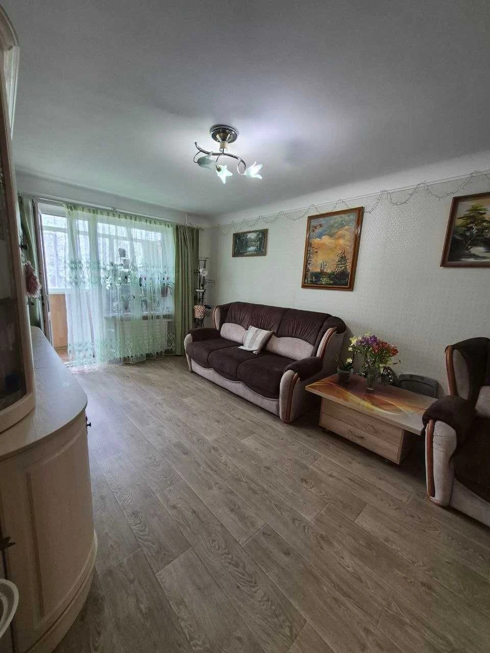 Продам 3 кімн. квартиру на Раківці. 1/9 блоч. Ремонт. 43000.