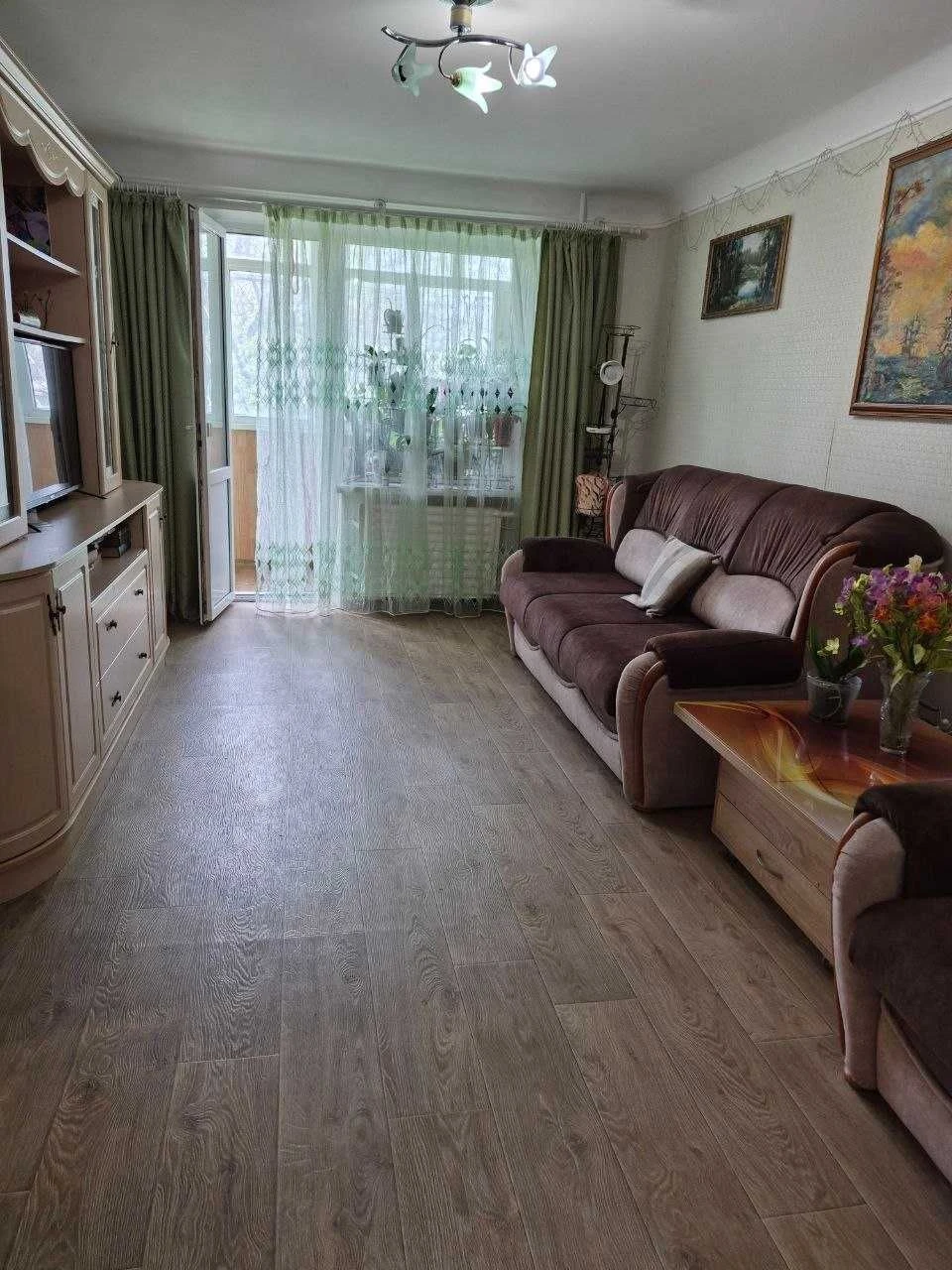Продам 3 кімн. квартиру на Раківці. 1/9 блоч. Ремонт. 43000.