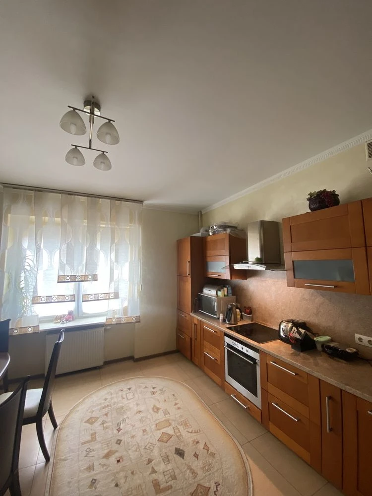 Продам 3х комн кв, центр, Придніпропровський парк