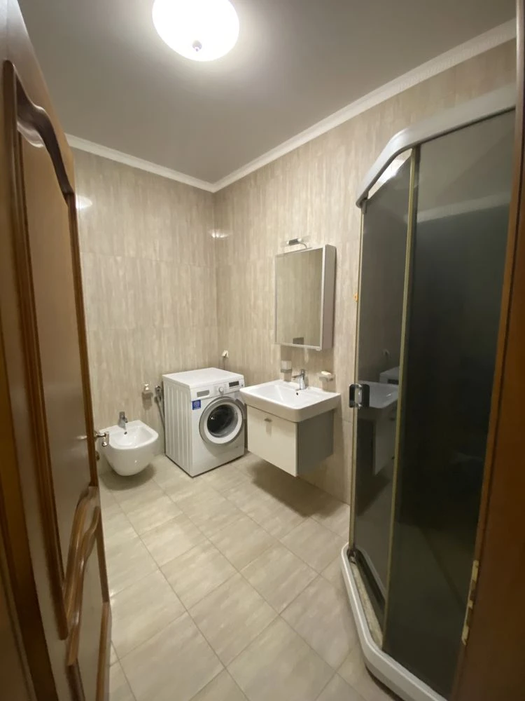 Продам 3х комн кв, центр, Придніпропровський парк