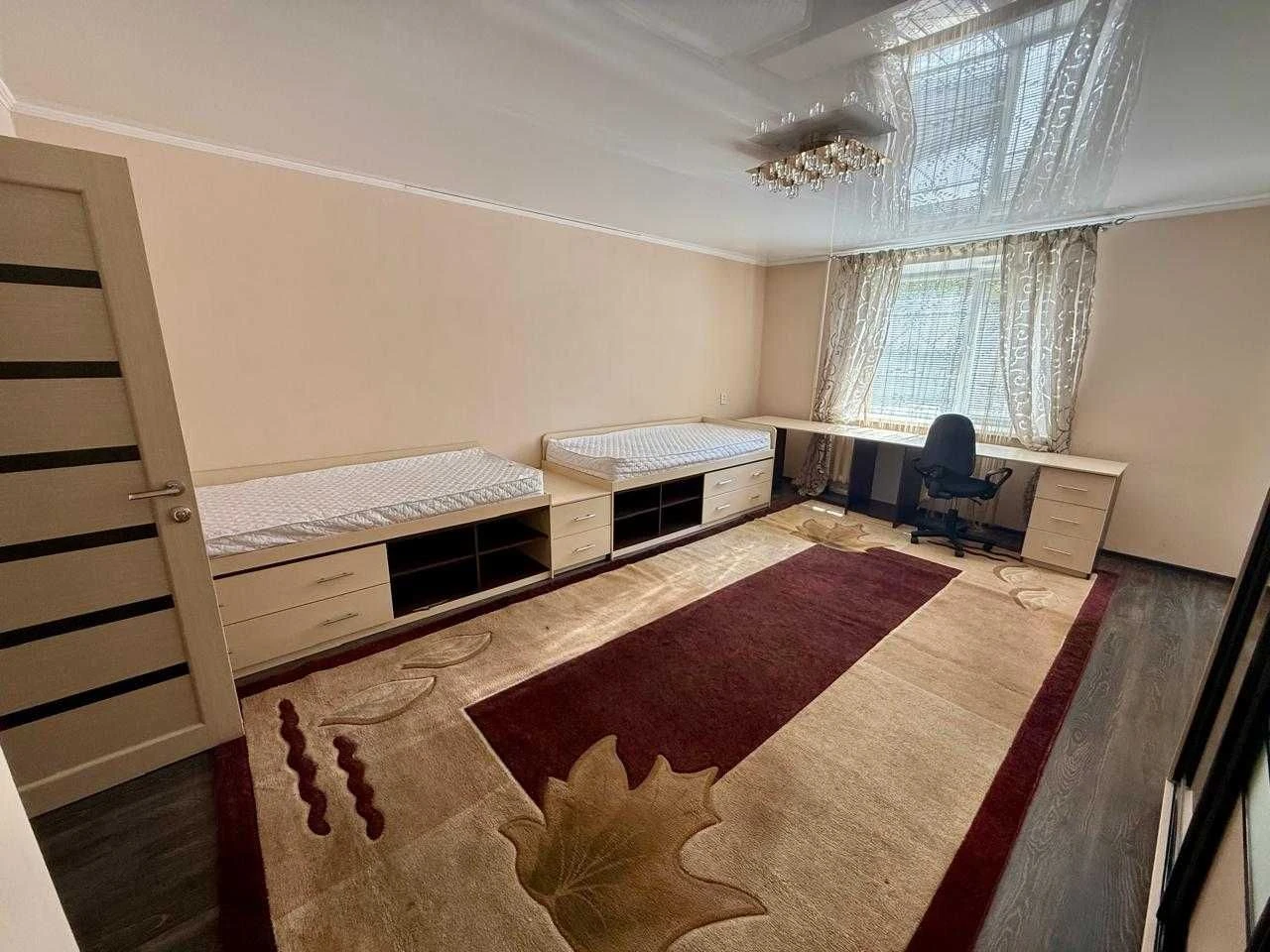 Квартира з сучасним ремонтом у центрі Кременчука