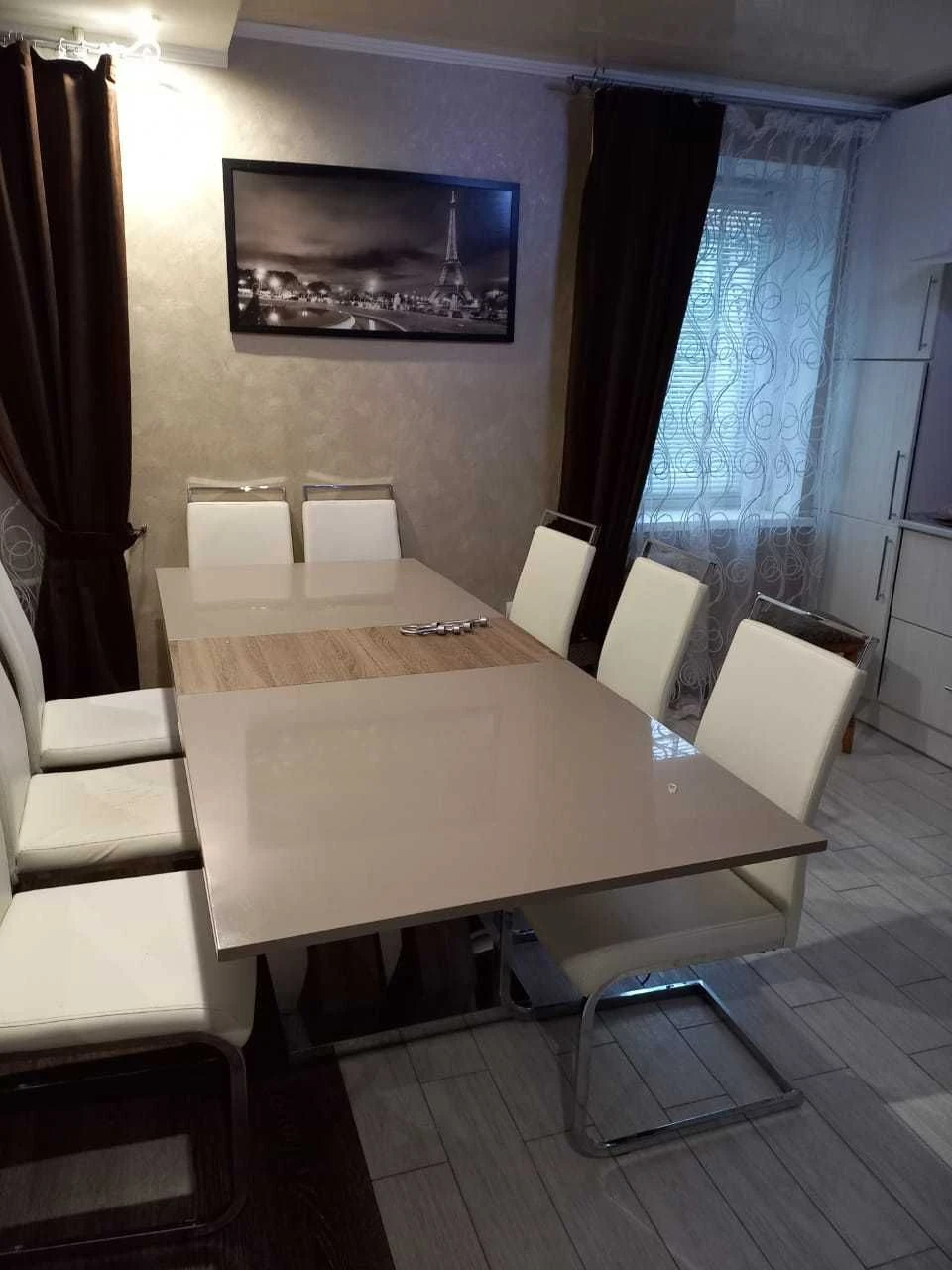 Квартира з сучасним ремонтом у центрі Кременчука