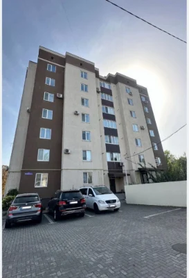 Продам 3-кімн.кв. 88.10 кв.м по Університетській, завжди є с