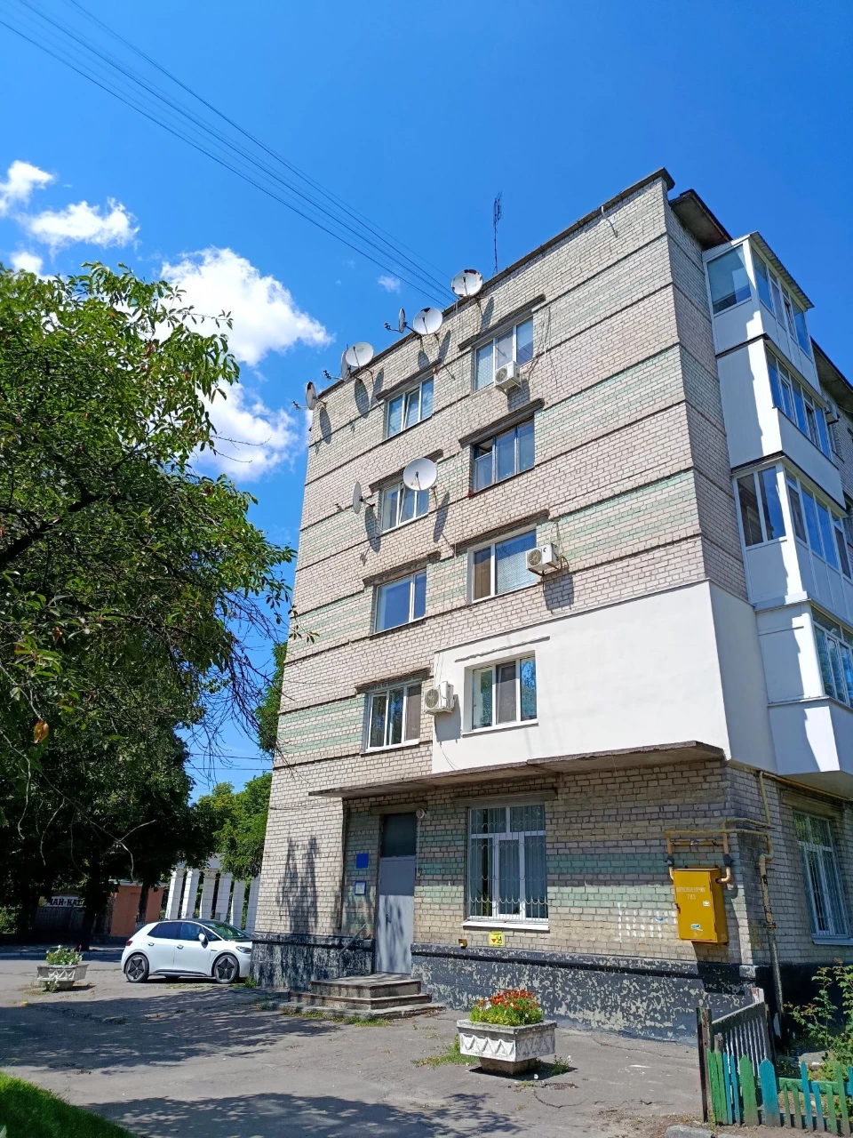 Продам 4-х комнатную квартиру от хозяина