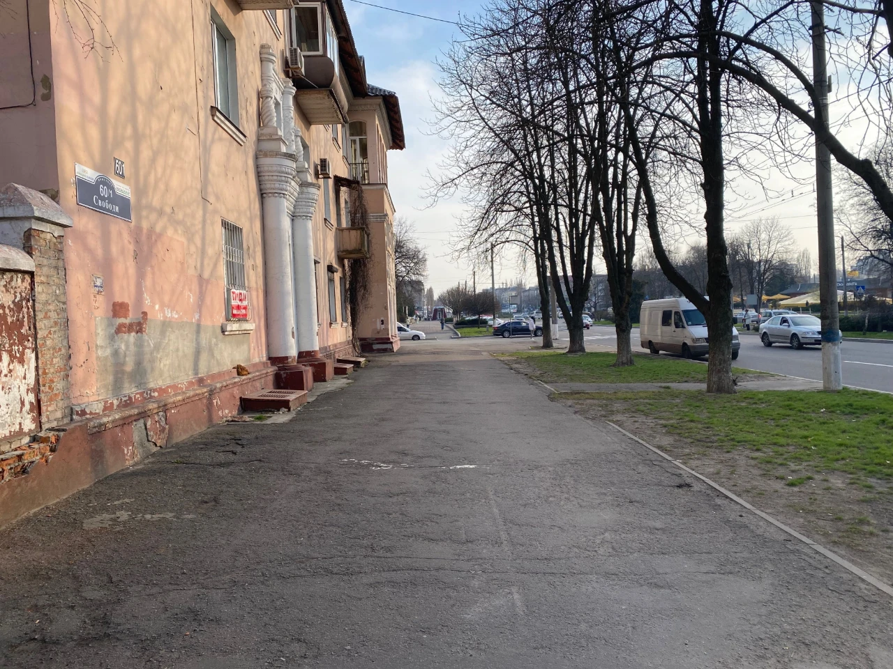 Продаж 4х в Нагірній частині р-н БК «Краз»