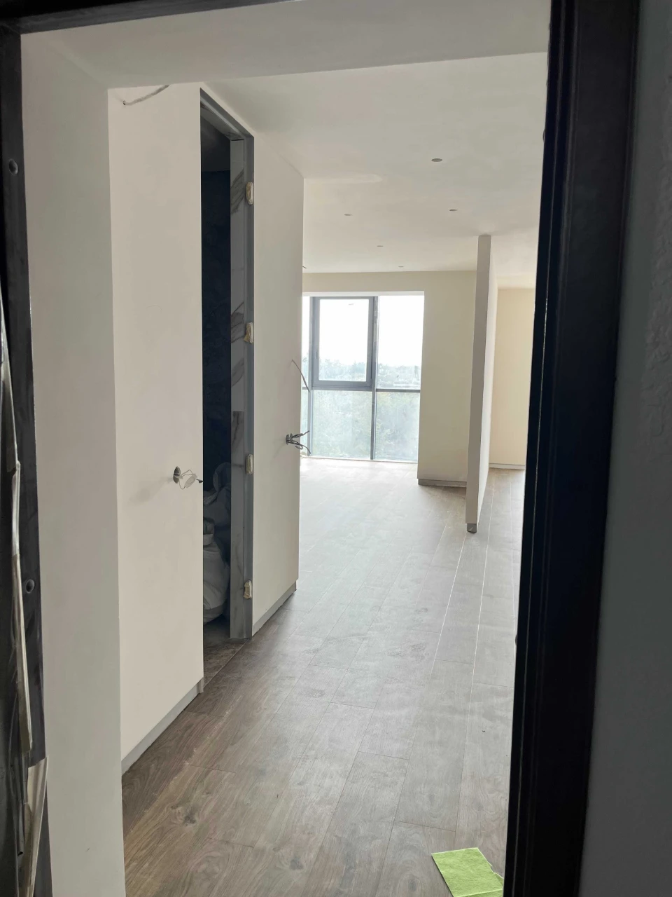 Продається простора 1-кімнатна квартира 63 м² у ЖК Oasis 1 (