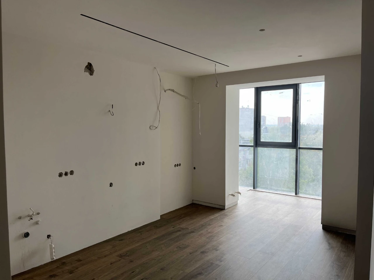 Продається простора 1-кімнатна квартира 63 м² у ЖК Oasis 1 (