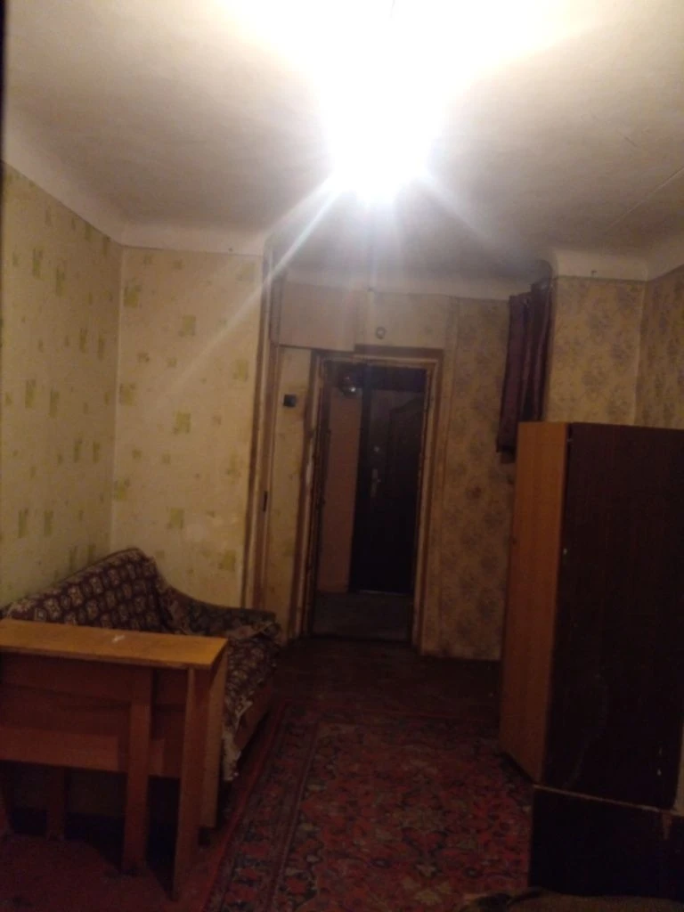 Продам малосімейку. Центр.ринок