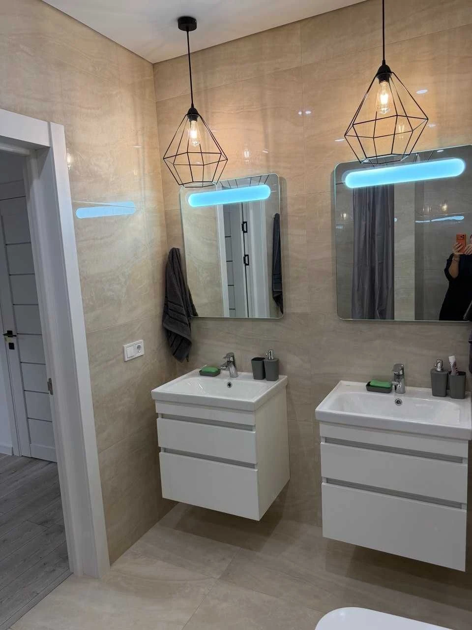 Продаж, Квартира 87.8 м.у самому Центрі Кременчука, вул. Сер