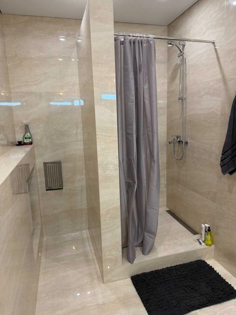 Продаж, Квартира 87.8 м.у самому Центрі Кременчука, вул. Сер