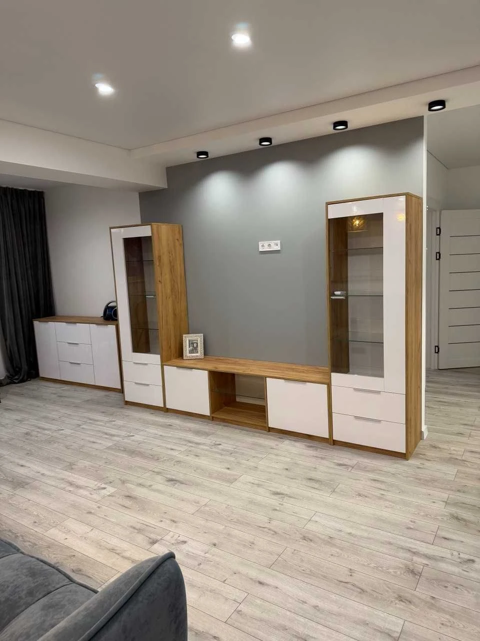 Продаж, Квартира 87.8 м.у самому Центрі Кременчука, вул. Сер