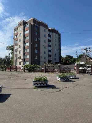 Продам квартиру в новобудові в центрі
