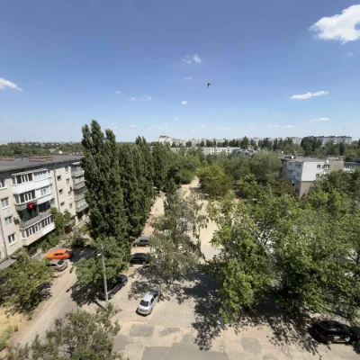 Продам 2-кімн.кв. із жилою лоджією по Миру, нагірна части, н