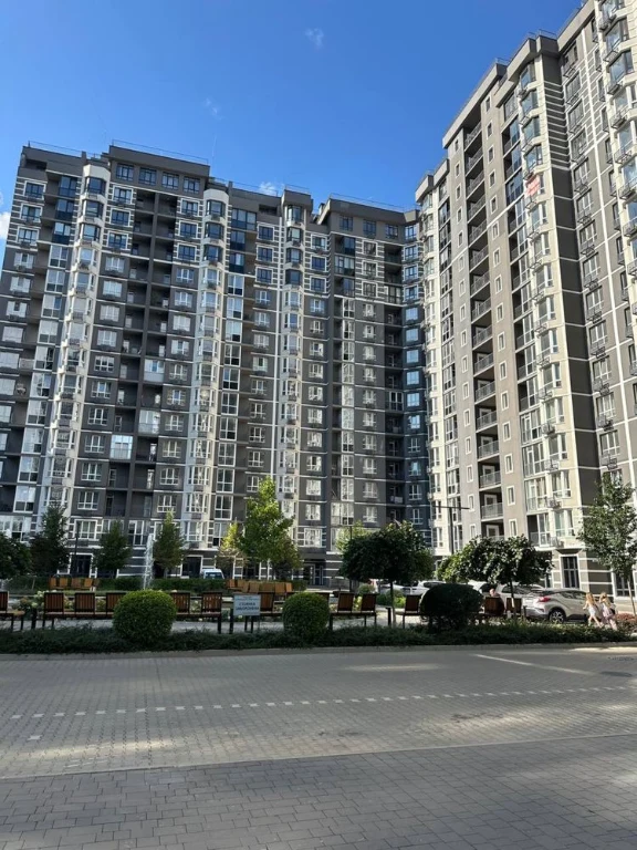 For Sale: One-Bedroom Apartment. Bucha. Grand Burze Residence. Urgent Sale