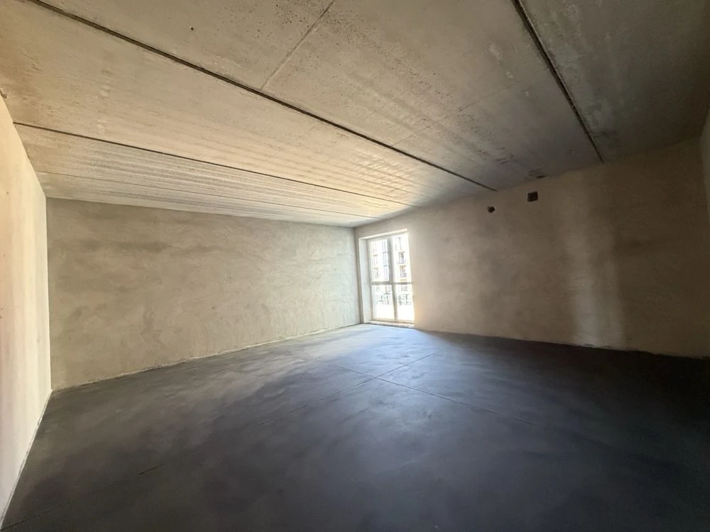Sale of a large 1-bedroom apartment in a gated community