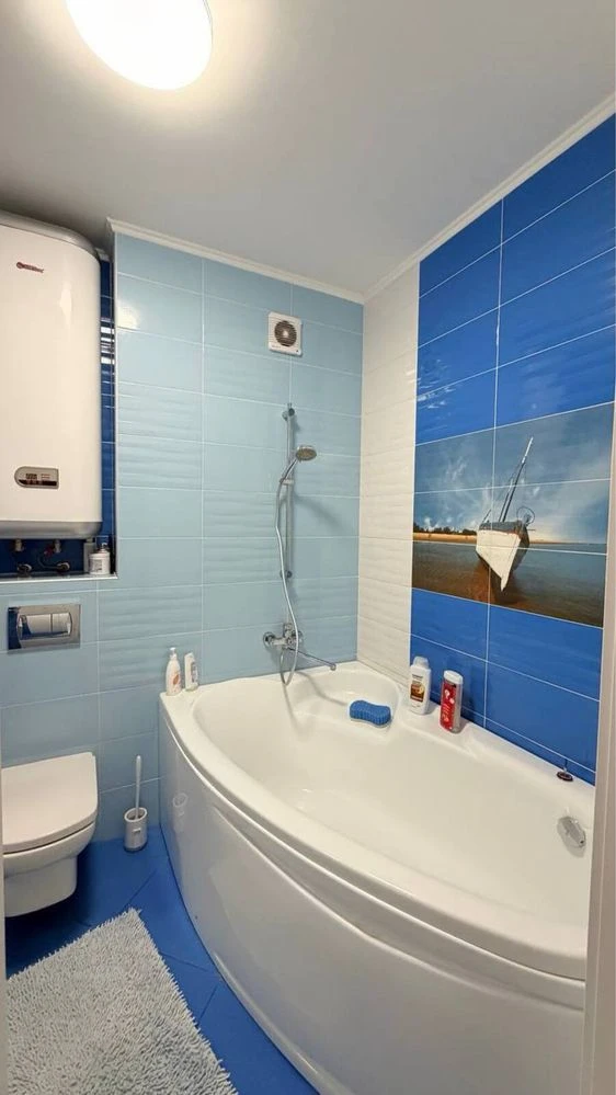 Spacious 2-bedroom apartment 74.7 sq m in Bucha, two separate rooms