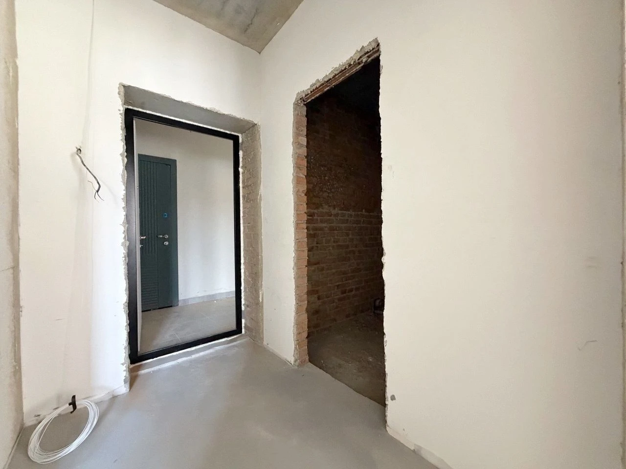 Sale of a 1-bedroom apartment in a promising location! WITH GAS