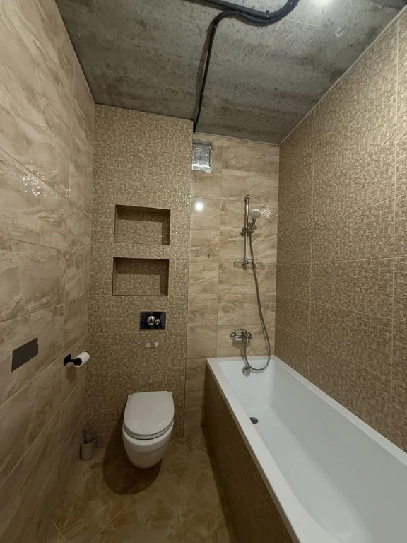 For sale: Apartment with partial renovation! 3rd floor. Individual