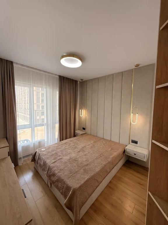 Продажа однокомнатной квартиры. Буча. 38 м2. Парк Роял.