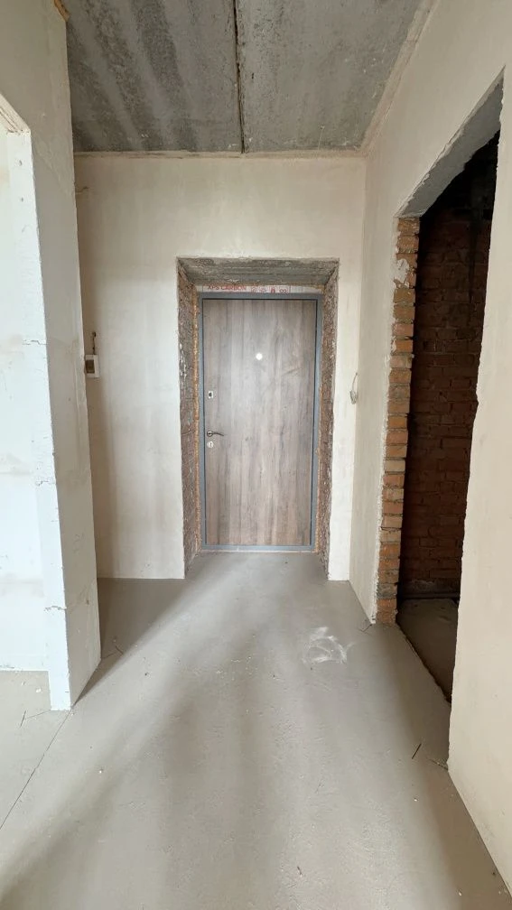For Sale: One-Bedroom Apartment! NO COMMISSION!! GAS HEATED!!