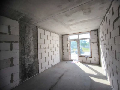 Просторная квартира 68 м² в заселенном доме. Газ. Минимальное