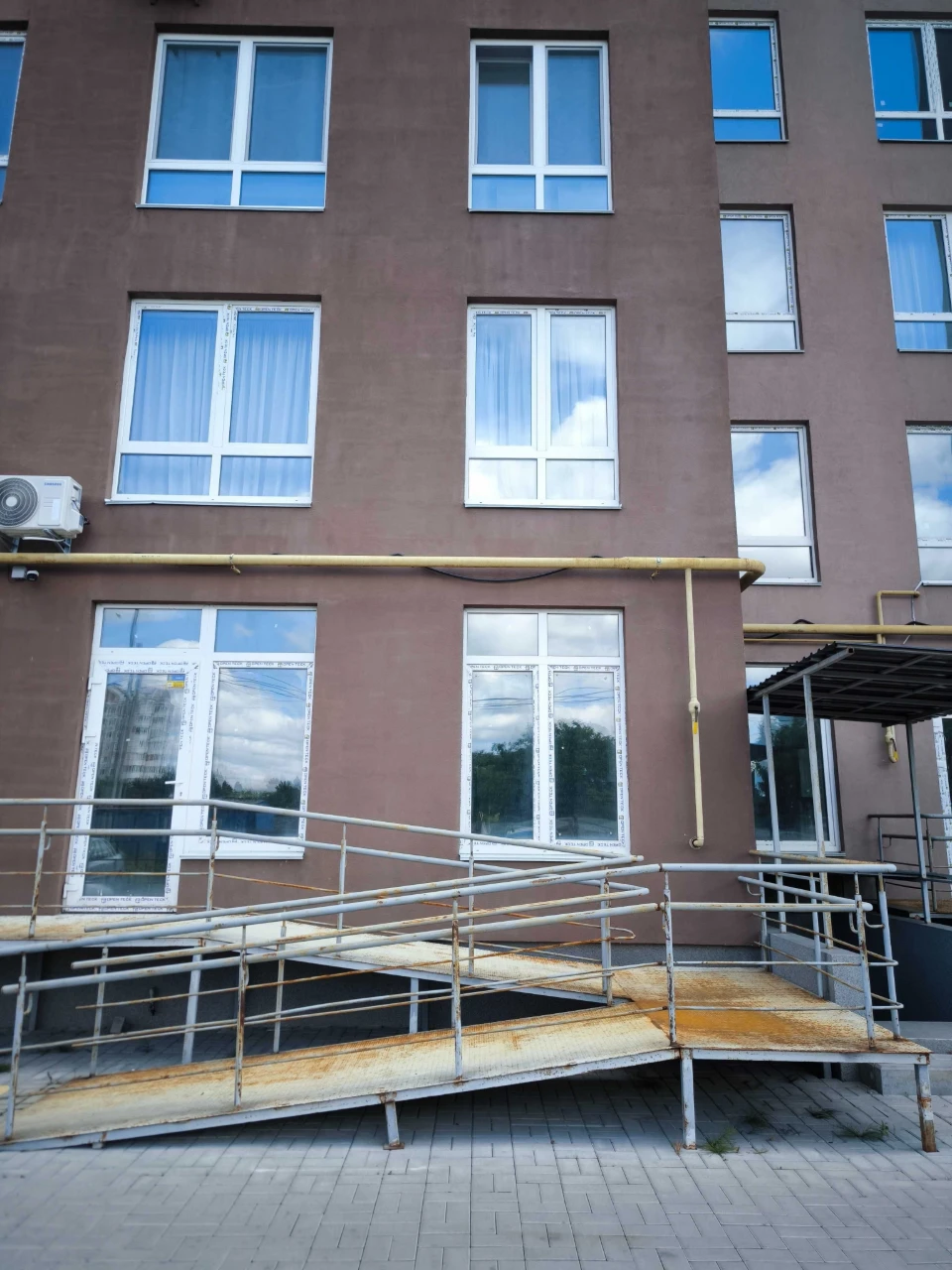 Просторная квартира 68 м² в заселенном доме. Газ. Минимальное
