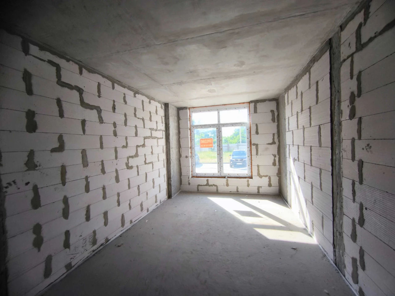 Просторная квартира 68 м² в заселенном доме. Газ. Минимальное