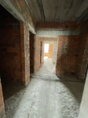 Продаж 2-кімнатної квартири (77 м2) біля озера. Розтермінування