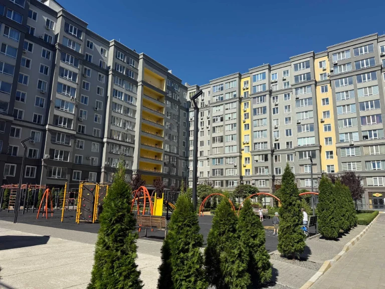 Sale of a 2-bedroom Euro apartment 46 sq m with underfloor heating and gas.