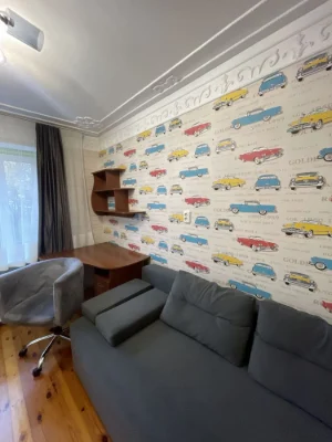 For Sale: 3-room apartment for a family, 80 sq m, 2 balconies, 2% taxes