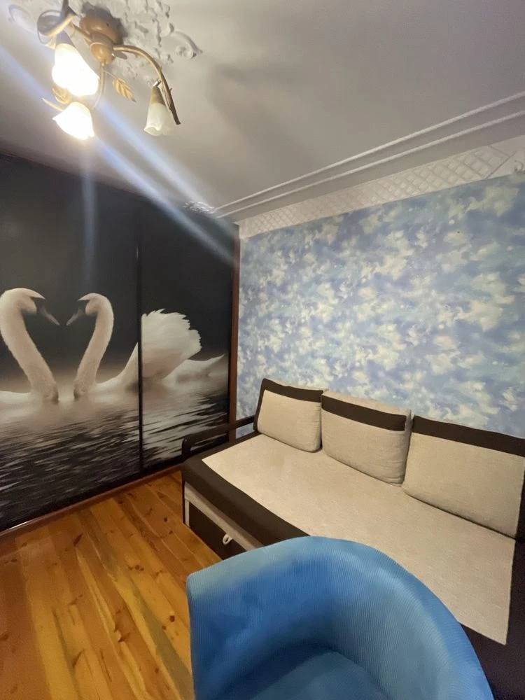 For Sale: 3-room apartment for a family, 80 sq m, 2 balconies, 2% taxes