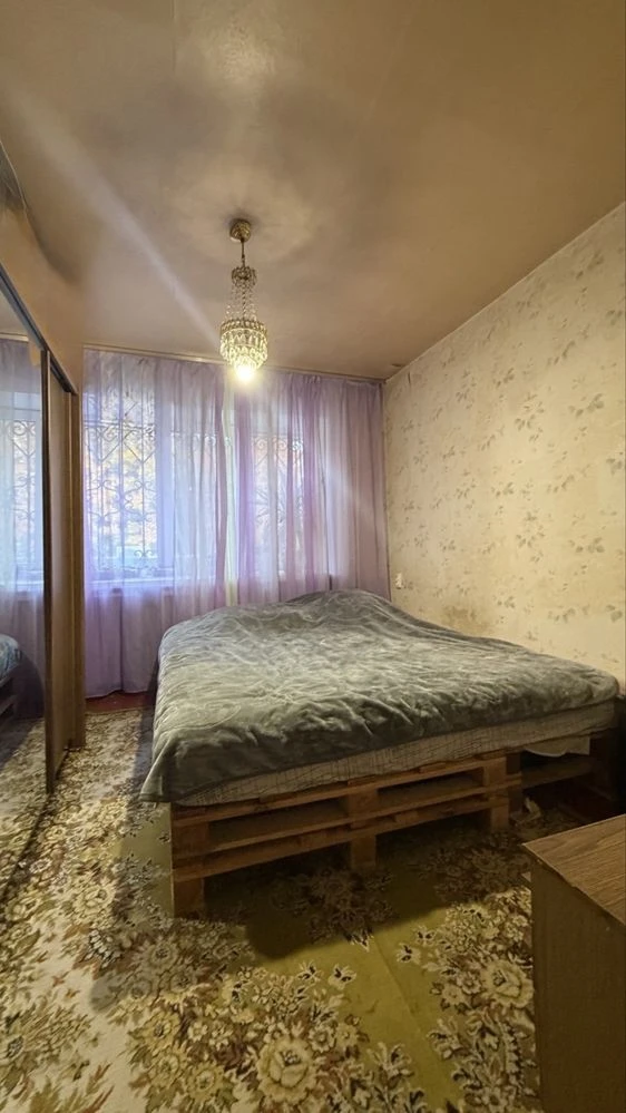 Терміновий продаж! Центр Бучі, вулиця Енергетиків