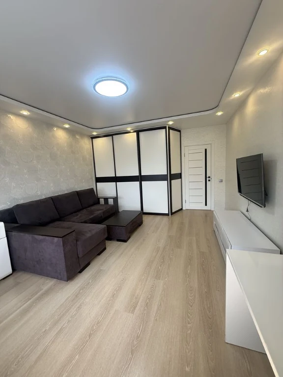 Sale of a 2-room apartment with renovation!