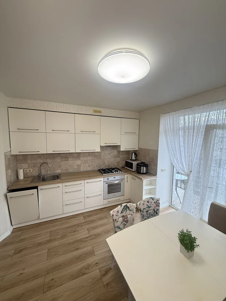 Sale of a 2-room apartment with renovation!