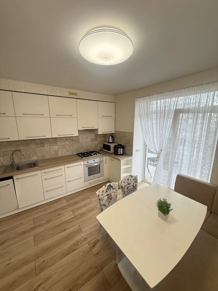Sale of a 2-room apartment with renovation!