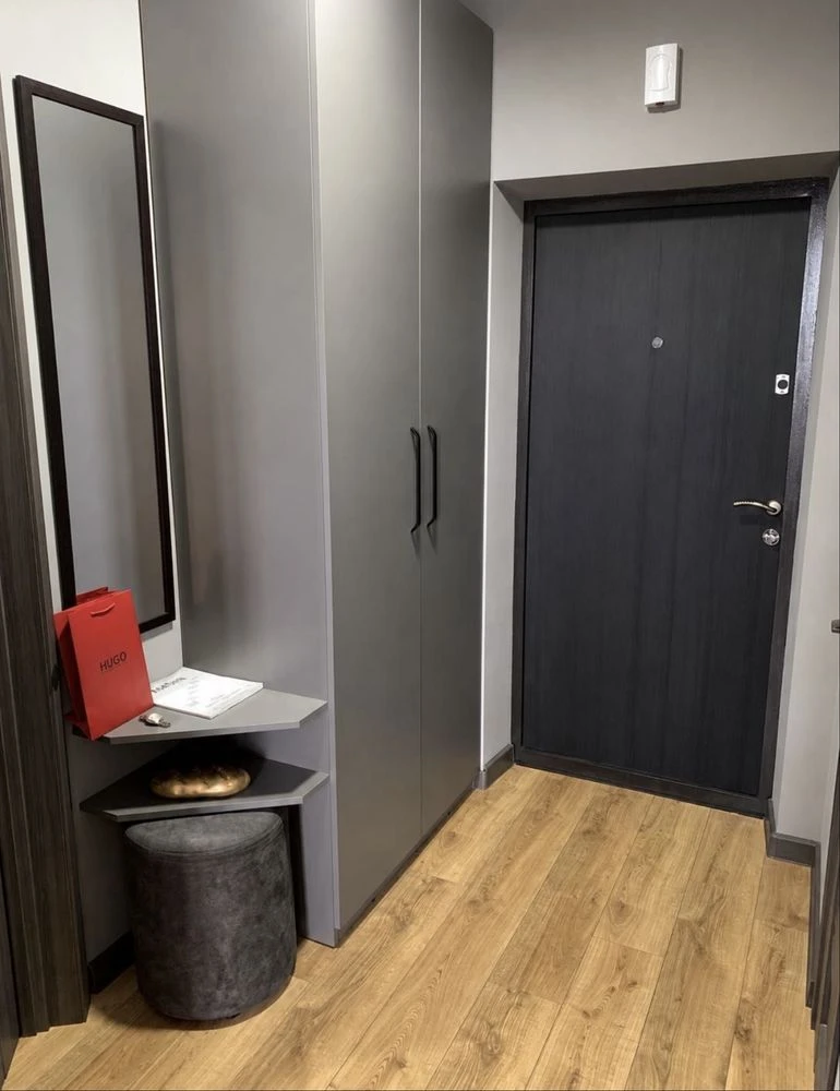 Bucha. Grand Burze 1-room apartment with renovation, 40m2, Floor 16/18, Generator