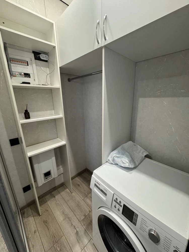 2% Closing Fee. Spacious 2-room Euro-style apartment for sale in the Aviator residential complex.