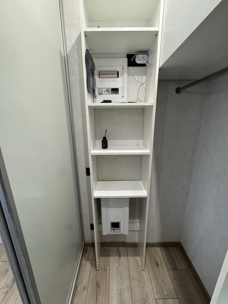 2% Closing Fee. Spacious 2-room Euro-style apartment for sale in the Aviator residential complex.