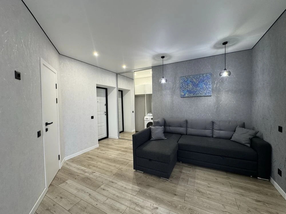 2% Closing Fee. Spacious 2-room Euro-style apartment for sale in the Aviator residential complex.