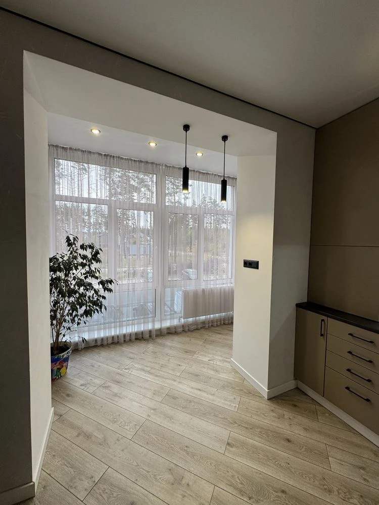 2% Closing Fee. Spacious 2-room Euro-style apartment for sale in the Aviator residential complex.