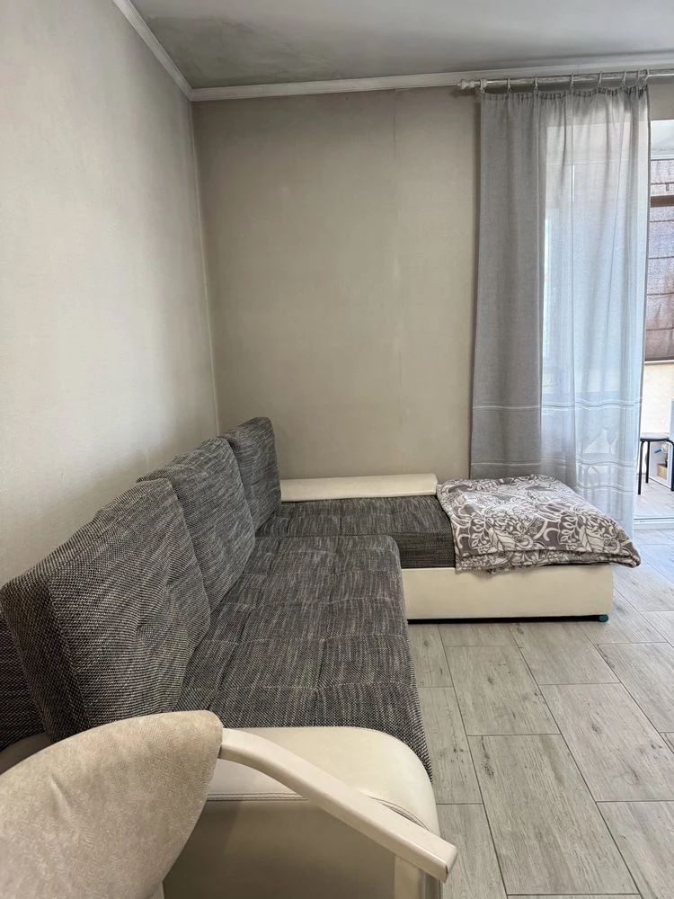ATTENTION! ATTENTION! For sale the cheapest apartment with renovation, furniture